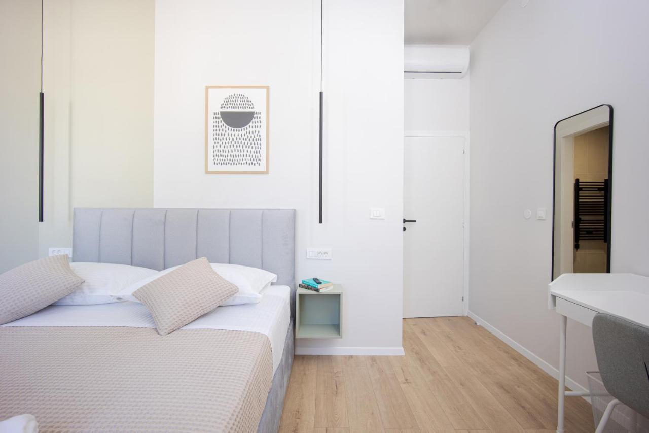 Luxury Rooms Zara&Ane สปลิท ภายนอก รูปภาพ